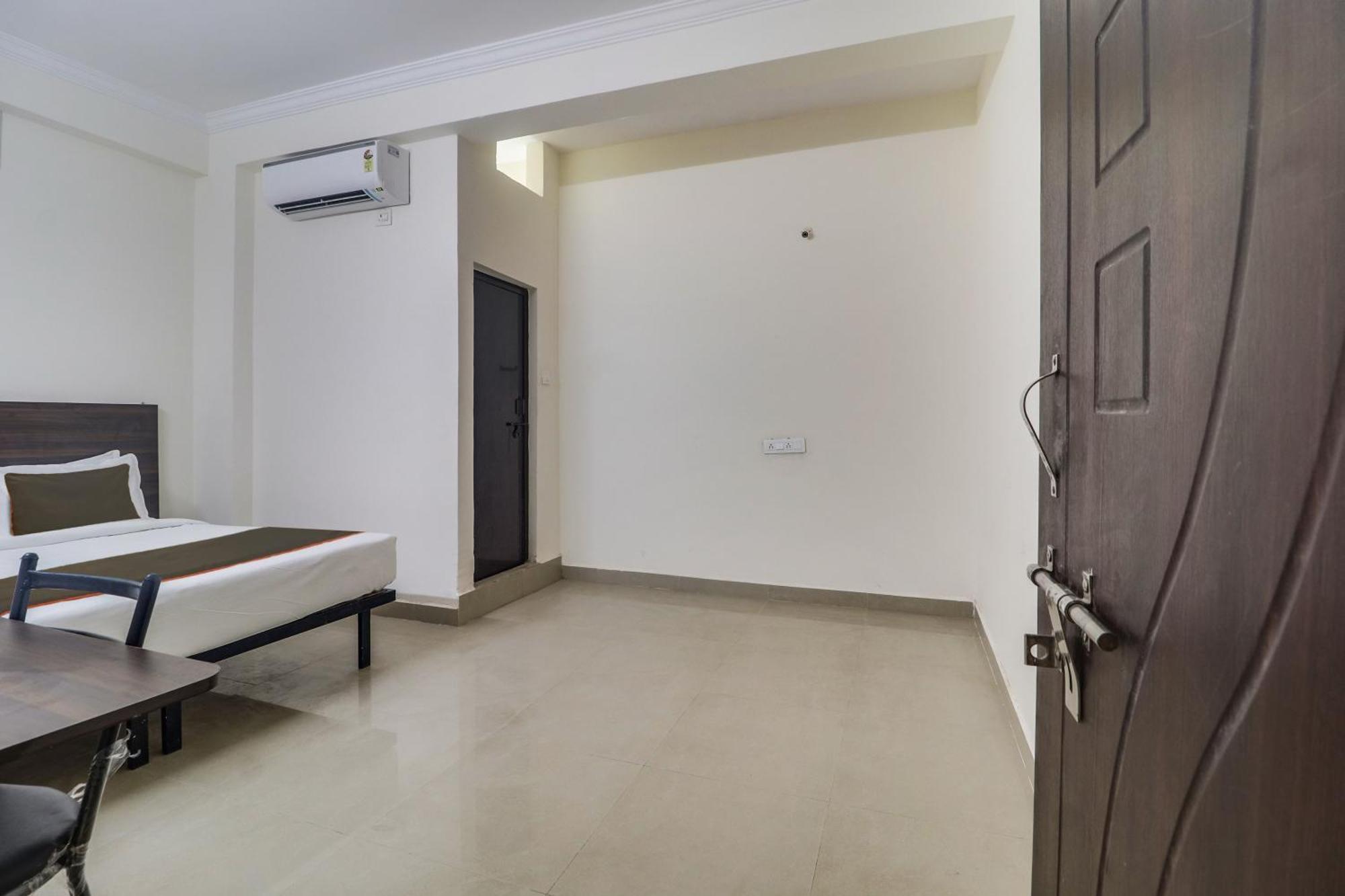 Hotel Collection O Sbr Kondapur Near Rto Office Hajdarábád Exteriér fotografie